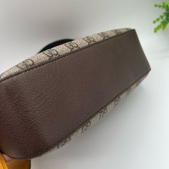 Gucci Tiger Head Camera Crossbody Bag ❤️😍 - Picture 7 of 9